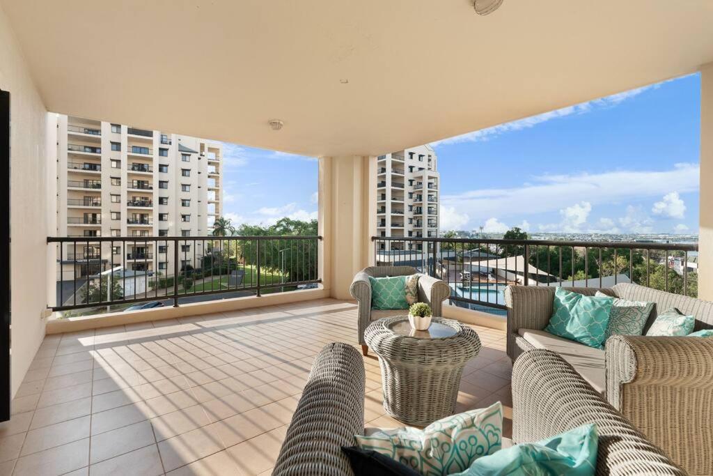 Seaboard Delight Pool - Balcony - Workspace Apartment Darwin Exterior foto